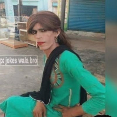chimdandi's profile picture. جوش، ابال
تیزی، شدت، زور، غلبہ
(نفسیات) ایک عارضی ذہنی کیفیت جو کچھ دیر بعد ختم ہو جاتی ہے( مثلاً) غصہ، حیرت، شہوت غیرہ) کوئی شدید احساس، جذبہ
سرکشی، مفسدہ پردا