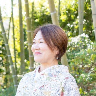 Sietara1's profile picture. ライフデザイン・ヌメロロジー（数秘）鑑定しています。ライティング・ライフ・プロジェクトのファシリテーターでもあります。東京八王子でサロンことほぎ（言祝）主宰。
感じたり思ったり考えたりすることを言語化しながら、生きていくのが趣味。
私が私をことほぎ、あなたはあなたをことほいで・