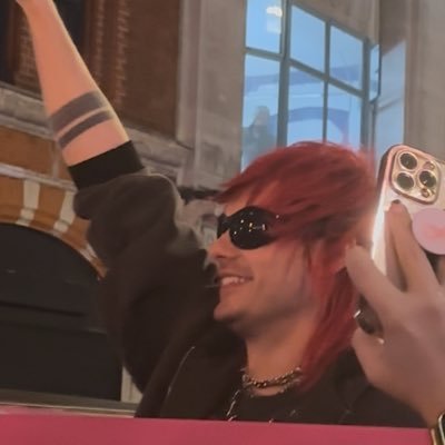 kageroudayzd's profile picture. can i get the calum x chanyeol yaoi meal