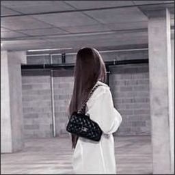 vwouloq35671's profile picture. 旅が私のすべて