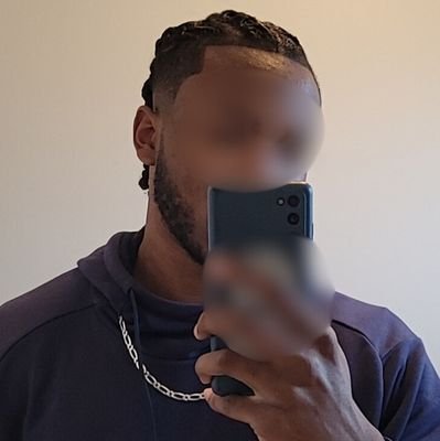 PtnToutEstPris_'s profile picture. 