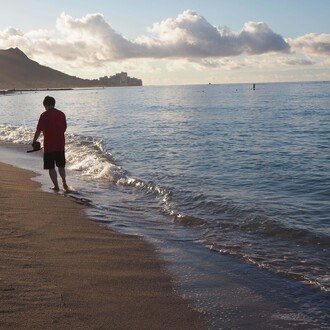 krazyalbert01's profile picture. 長崎県で美容室CLOOS（クロス）を経営している山口と申します
このnoteでは美容を中心とした記事や情報を発信しています。
日々のサロンワークで気づいたことやおすすめの美容アイテムについても紹介しています
髪や頭皮に悩んでいる方の役に立つヒントになれば嬉しいです