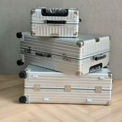 yhakeemson12's profile picture. I'm gentle and calm person 😌 go by in own