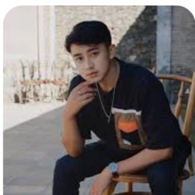 NicoleGar1550's profile picture. 