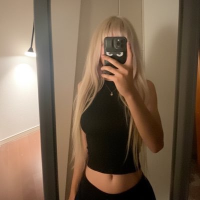 whoisall46796's profile picture. 