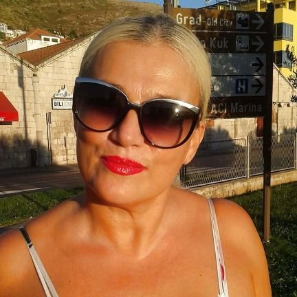 Enamorada454545's profile picture. 