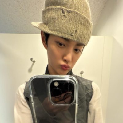 honeylemontimes's profile picture. 