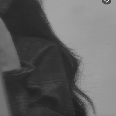 liu_212's profile picture. 🖤💛