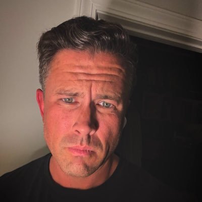 davidvannoyjr's profile picture. 💙