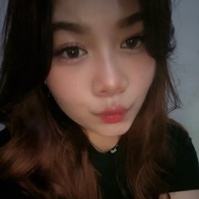 cutebberries's profile picture. silent soul.