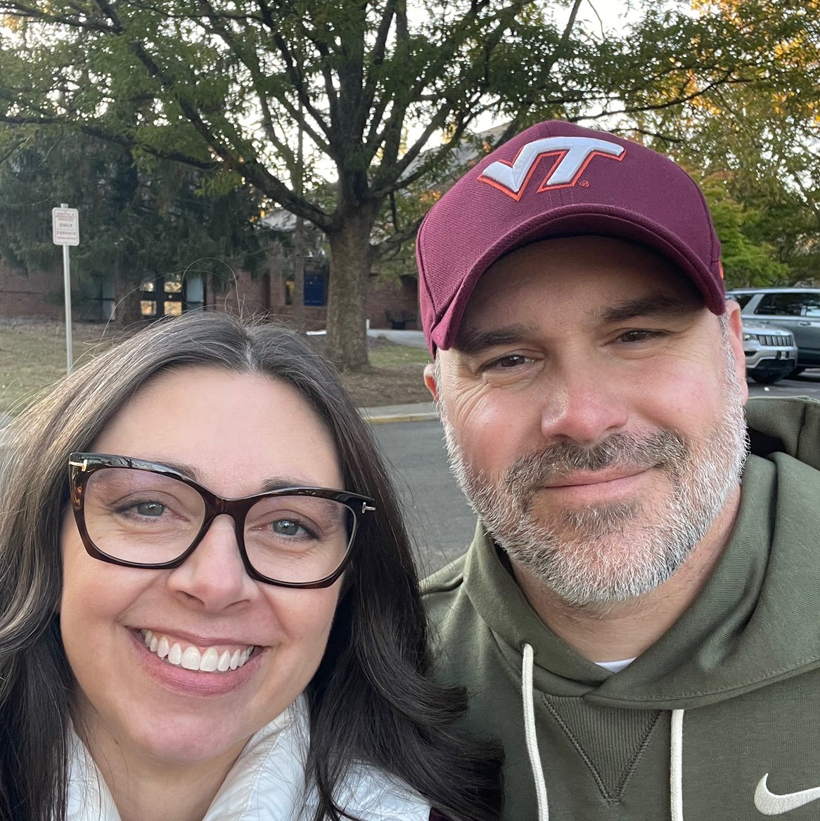 TonyShort34's profile picture. Christ first, Husband, Dad, Pastor, Devoted Bears and Cubs fan