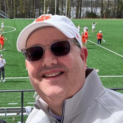 jeffreylipack's profile picture. My original account (@jefflipack) was suspended for some reason. Forced to switch to my backup account.