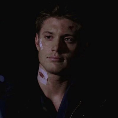 tornapartt_'s profile picture. my private thoughts //@f4eakshow