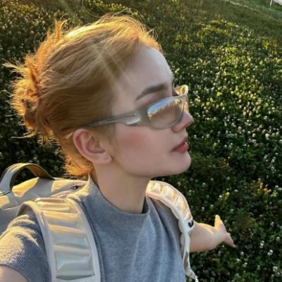 EveWashing85238's profile picture. No one can predict the future, but we can choose how to spend each day. Only by persisting in hard work and pursuing dreams can we create a better tomorrow