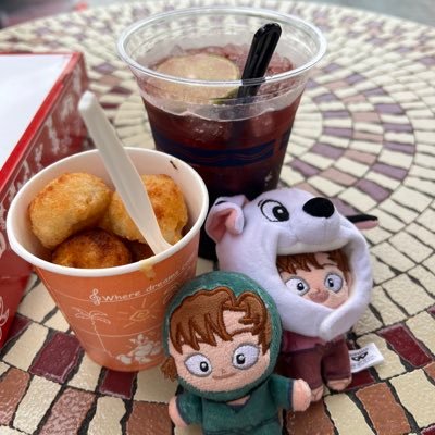 V__gy__uzura's profile picture. 成人済25↑35↓取引垢 呟きもします。 別室にペット有、電子タバコ喫煙者有。🌻伊作🌻土井.利吉.天鬼.竹谷.タカ丸.私服保健委員