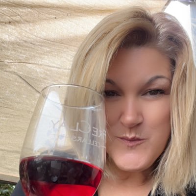 Bugsy_22's profile picture. 🇺🇸 Conservative American homesteader & veteran. Christ is King! MAGA 🇺🇸 Trump 2024! Welcome MAHA!