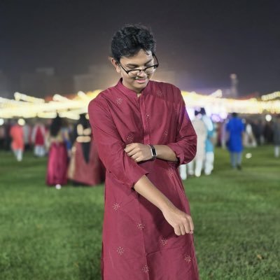 Viral27688955's profile picture. Software Developer (MERN Stack) | Tech Head @ Bulls & Bears PDEU | Building Scalable Web Applications