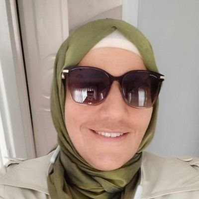 iyihisset3's profile picture. İngiliz Dili ve Edebiyatı 
İlahiyat
Psikoloji
Çocuk Gelişim Uzmanı
Pedagog
Aile Danışmanı 
Emek verilmiş, manevi saadetin peşinde.