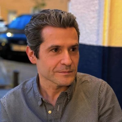 xXxTheShyOnexXx's profile picture. Life is to short to waste so get up and live it