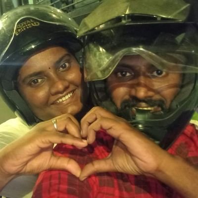 Lara_arjun's profile picture. 