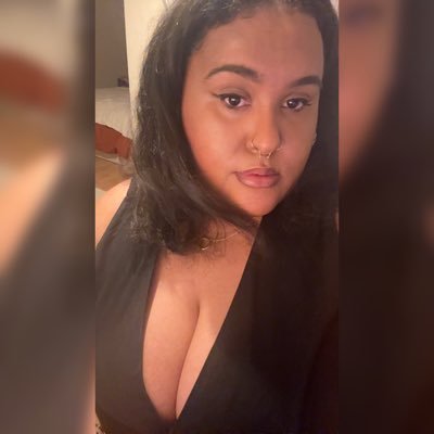 milksharts's profile picture. • illustrator