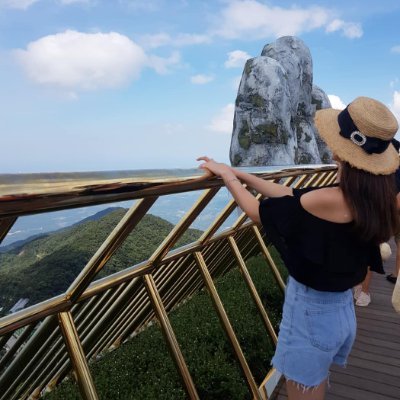 Kaylee6ake's profile picture. There are no shortcuts in life, you can only take every step down-to-earth.