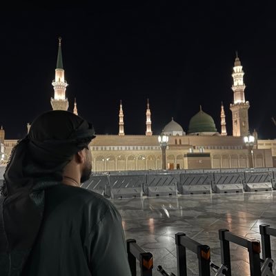 notnabzy's profile picture. Definitely autistic