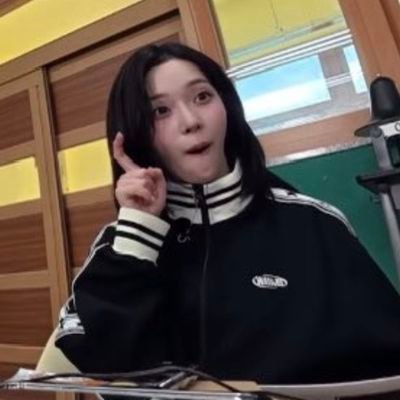 DongDong15's profile picture. from Taiwan.  熱愛各種女團CP                                           
少女時代/Red Velvet/ITZY/aespa/Hearts2Hearts             ONE OK ROCK