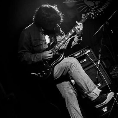 EraFalsoRocker's profile picture. Yo era @FalsoRocker hasta que Elon se puso la gorra.