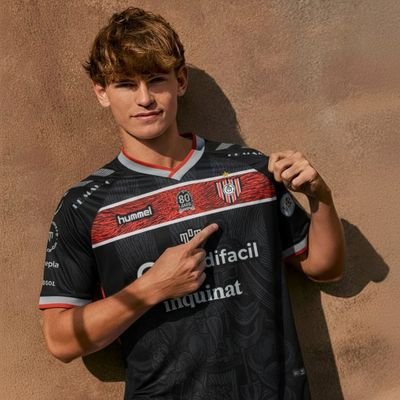 pazfunebrero's profile picture. Chacarita y Nicolás Paz Martinez 🇾🇪🙆. Ví jugar a Neymar da Silva Santos. @redbullracing 💙