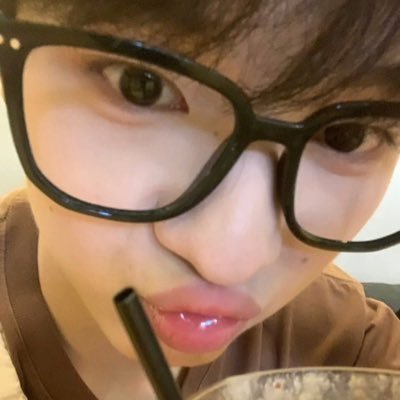 akriiIa's profile picture. i’m a 3 minute ride and an 18 minute walk