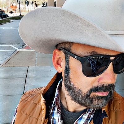 JoshuaHeady's profile picture. Believer, Optimist, Dad, University of Missouri-Columbia Alumni, MX, Golf, Bilingual, Fly Fishing. Corp. Banking AVP #STL #LakeOzark #Mizzou 🎺