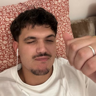 gvioo_'s profile picture. 25 - Call of Duty Coach - @psg_inside