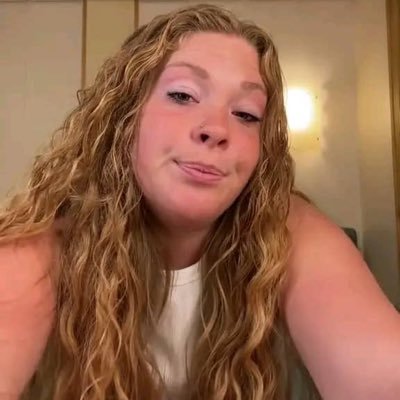 nancysandman32's profile picture. nice 😊