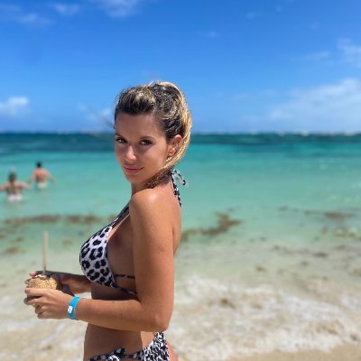 isana53126927's profile picture. every goodbye sounds like an invitation