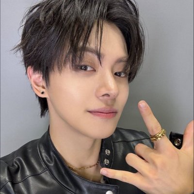 starrynighttt0's profile picture. 03 : ENFJ 
MENTION AFTER DM 🙆‍♀️