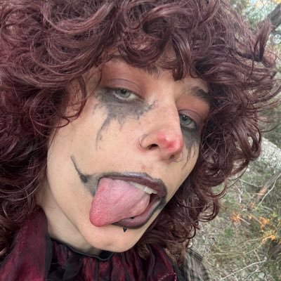 sixxxaddict's profile picture. she be my lil waterfall, i be her lil munch🙂‍↔️29✨(21+ only) freak?!👀👇🏼