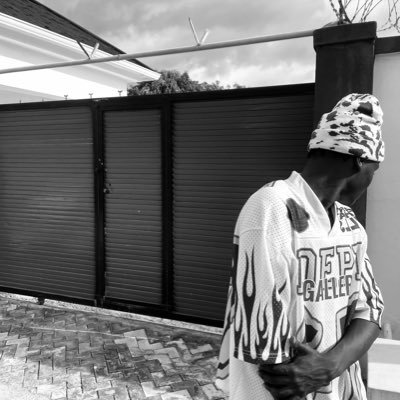 CripaJggz's profile picture. Love, Peace and Prosperity 💯