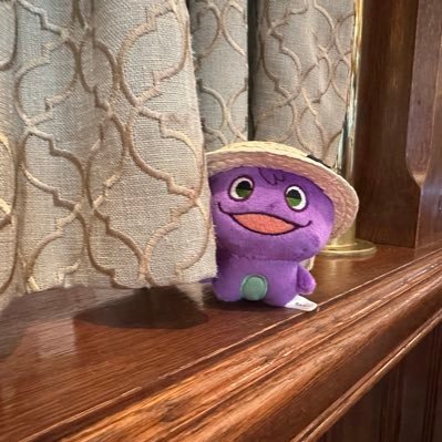 kokuko_'s profile picture. ２０↑成人済／雑食系夢腐女子／惰眠が三度の飯より好き 基本的に眠いかダルいか妄想しかしてない 気紛れで呟く／剣持推し／最近mlsbにハマって財布が終わった