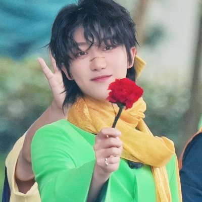 reericethought's profile picture. ₊✩‧₊˖°˙⟡ my brainrot orbit where im feeling like galaxy₊ᯓ★‧₊˚✩‧₊ 

thoughts on costume cdramas + sebongs and pinks