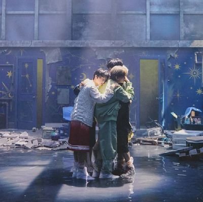 bommi22's profile picture. 너와 나
헤쳐 갈 테니까 🤎