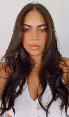 ThaysCrist0824's profile picture. 