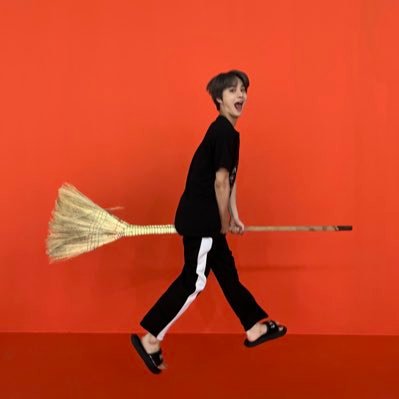 grumpiemoon's profile picture. talk about everything i’m in love with♡