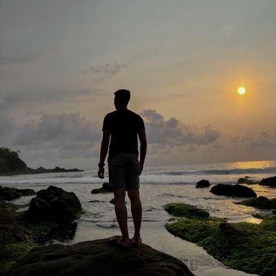 aaday99_'s profile picture. 🖤
sagitarius♐
bandung - jogja📍