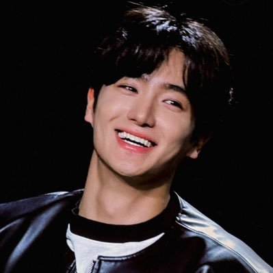 hoshisbrowslit's profile picture. FAN ACCOUNT | ‘97 liner | ♊️ ☀︎ ♍️ ☽ ♌️ ↑ | ISTP | svt, atz, tbz | thinking about sooncheol & yunho’s hands | fanartist | safe space for multis✨ | free 🇵🇸