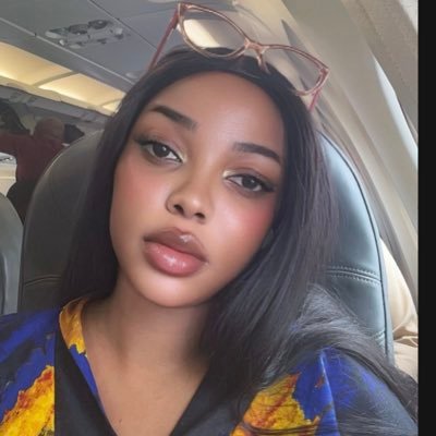 the_dominatri's profile picture. 🌸🌸Life Therapist || Website Designer || UI/UX Designer ||🚫ṈØ ÐM̐s ||Your Favorite Best Friend || And yes this are old pictures 🌸🌸