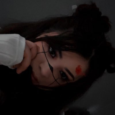 hexlolzz's profile picture. ‧₊ ᵎᵎ 🍒💋ྀིྀི✮⋆˙ net&meiya