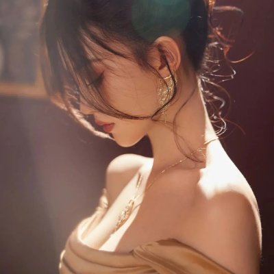 mxshpz's profile picture. I can be your risk controller and also your main wallet in life. 💳🏠