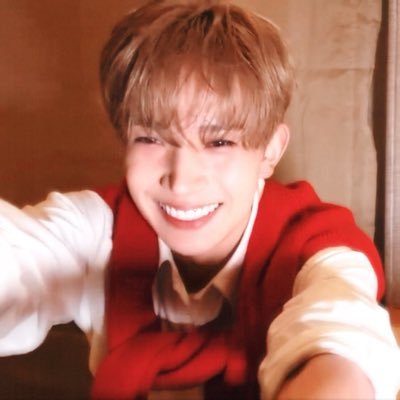 mheesfv_'s profile picture. 𝗚𝗶𝘃𝗲 𝗺𝗲 𝘆𝗼𝘂𝗿 𝗵𝗮𝗻𝗱𝘀 𝗷𝘂𝘀𝘁 𝗮 𝗹𝗶𝘁𝘁𝗹𝗲 𝗯𝗶𝘁 𝗺𝗼𝗿𝗲 (っ◔◡◔)っ ♥️ . ♥️ 𝒆𝒏𝒉𝒚𝒑𝒆𝒏 𝒂𝒓𝒆 7