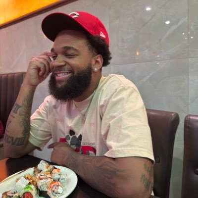 kjthegreatone's profile picture. ✝️ Treating my neighbors right